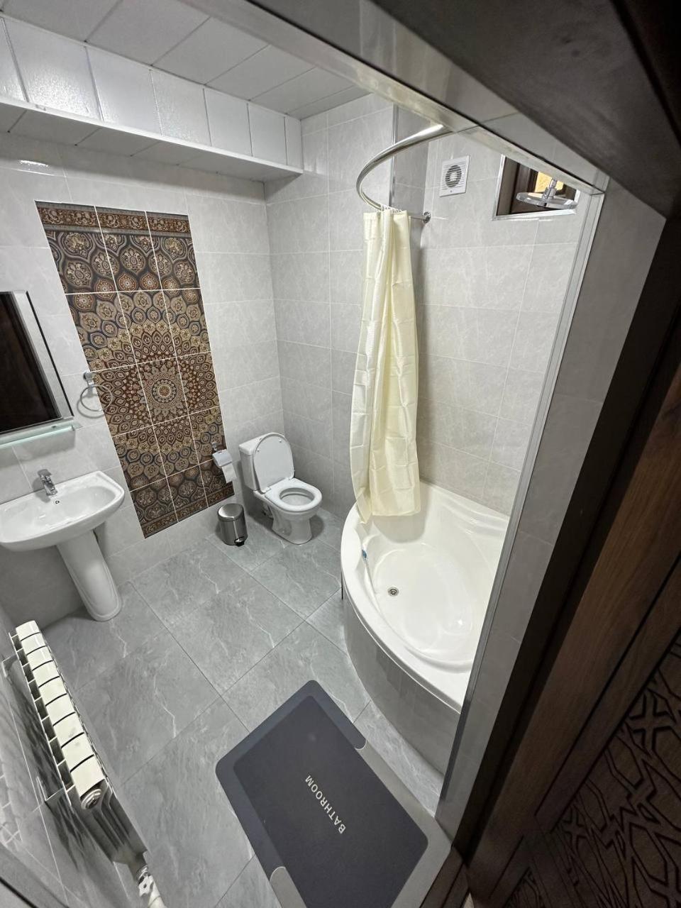 Everland Guest House Bukhara Exterior photo
